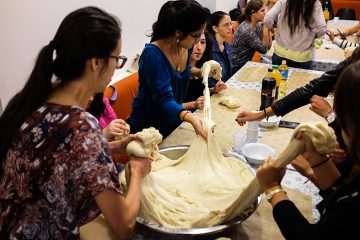 Separating Challah dough